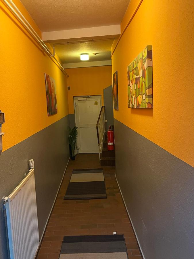 Best-Preis Stadtoase Salzwedel 2x gemütliche Wohnungen bis 8 Personen WLAN Vollausstattung nur Einzelbetten direkt im Zentrum - Ferienwohnung Salzwedel