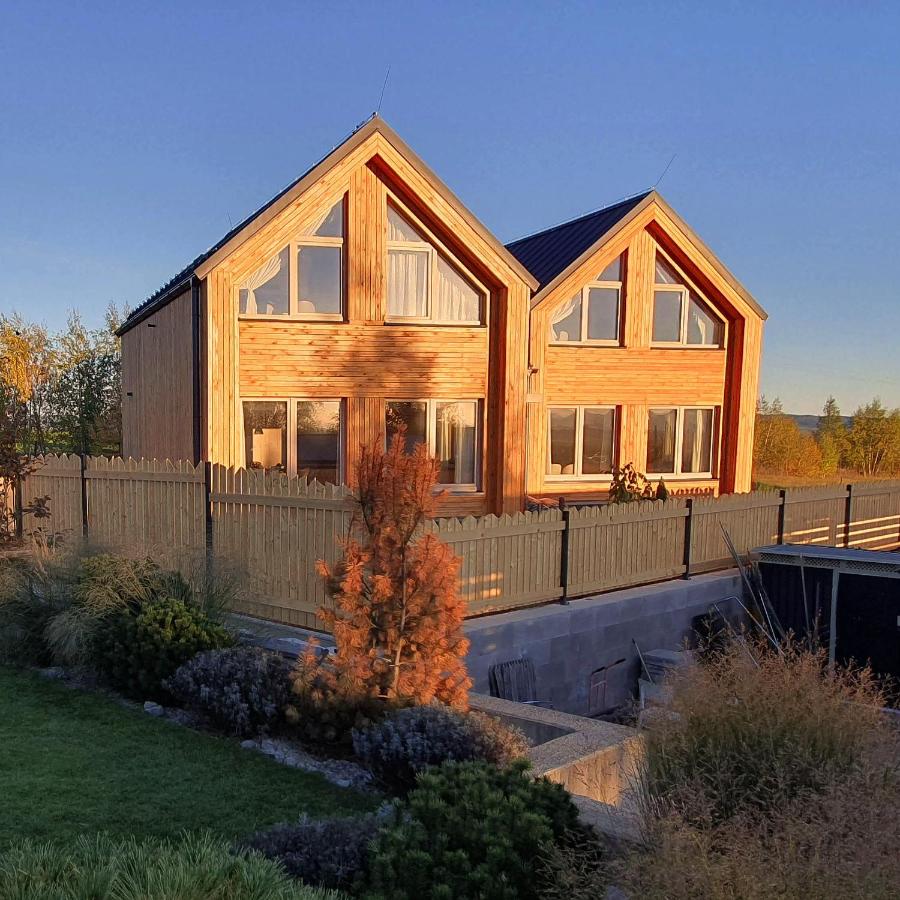 Eco-apartmány DOMA POD JAVOROM - Jacuzzi & MountainView - B&B Veľká Lomnica