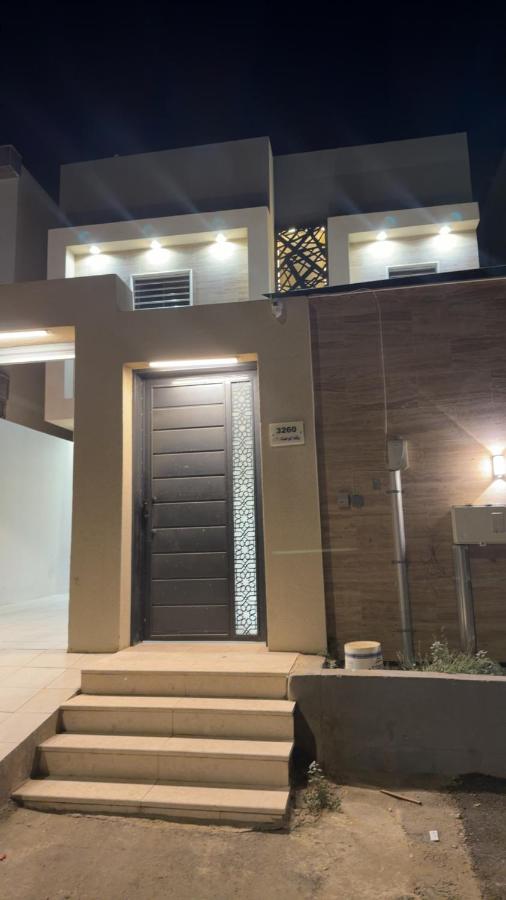 Luxury apartment with outdoor seating, separate entrance and self check-in شقة فاخرة مع جلسة خارجية ومدخل مستقل وتسجيل وصول ذاتي ومدخل سيارة خاص - Chambres d'hôtes Khamis Mushait