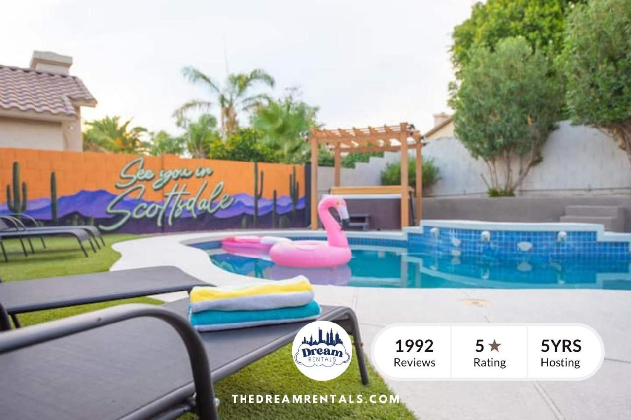 Scottsdale Paradise Poolside with Hot Tub & Gym - B&B Phoenix