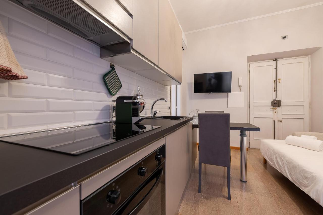 Exentia Stays - Luxury apartment Trevi Fountain - Chambres d’hôtes Rome