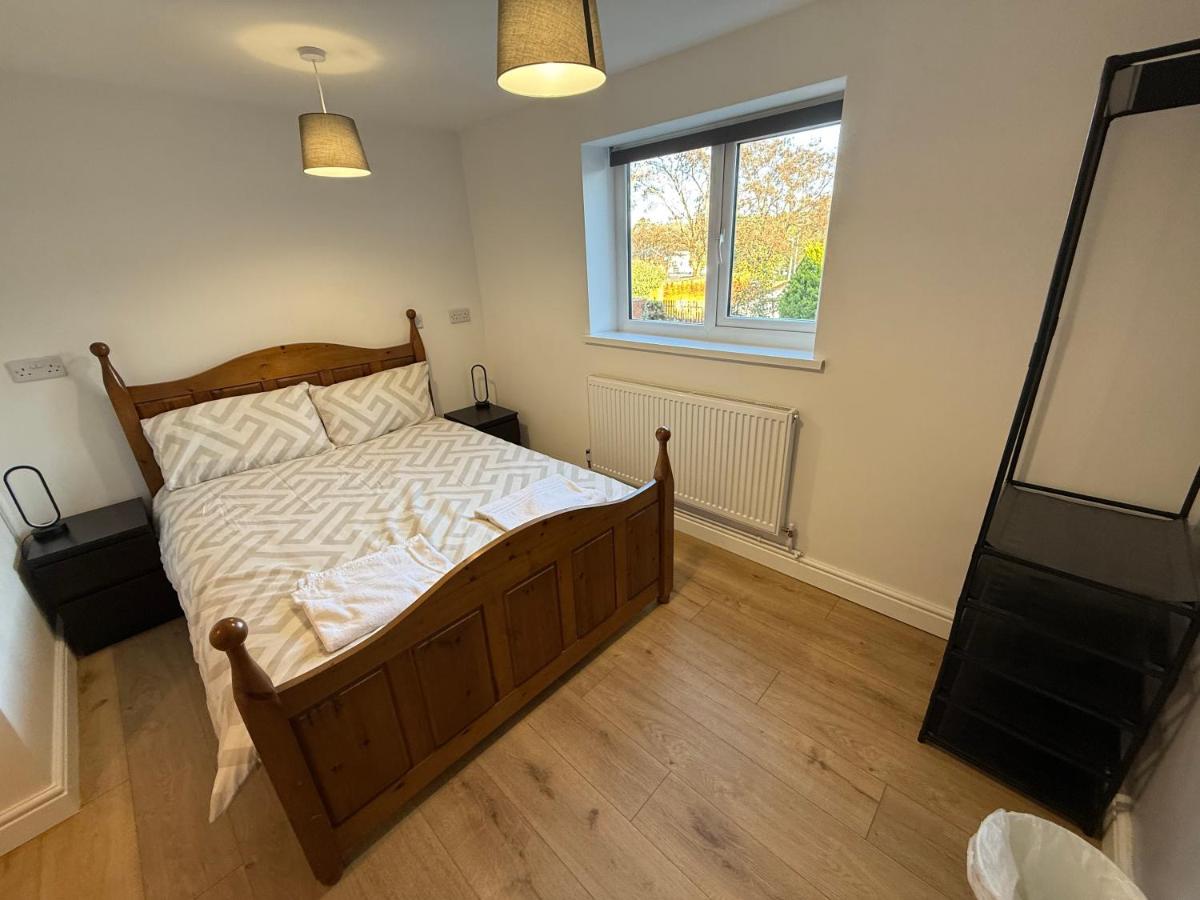 New 3 Bedroom Apartment Next to Station - B&B Chepstow