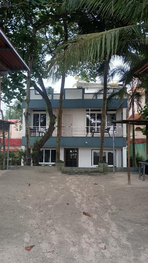 Dolphin villa Beach Resort - B&B Alappuzha