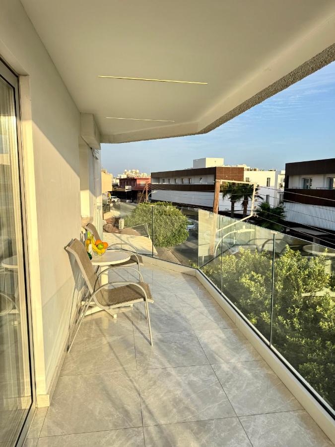 Napa Skyline Suite 3BR Sunset Views and Pool - B&B Ayia Napa