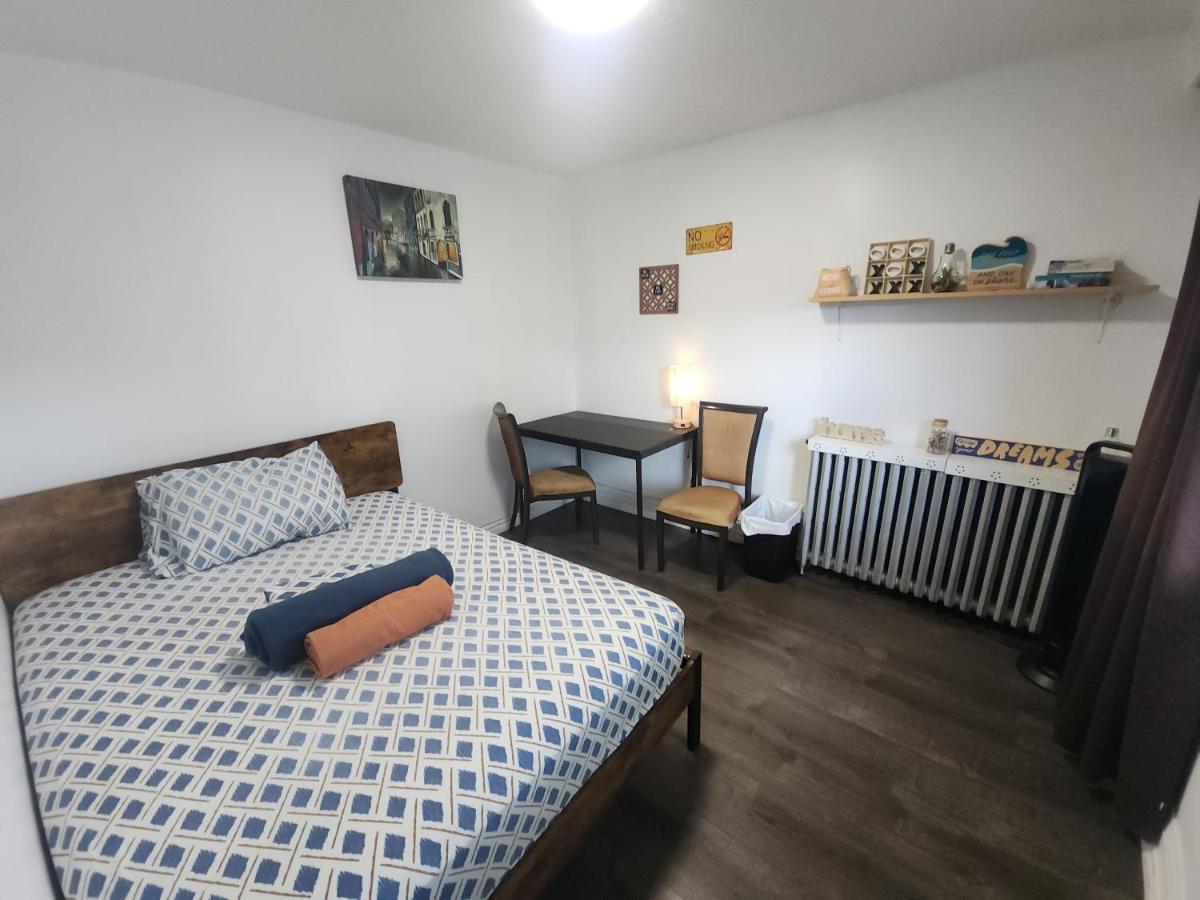 Affordable/Quiet Private Room - Ferienwohnung Toronto