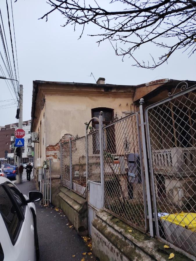 Casa Mira - B&B Craiova