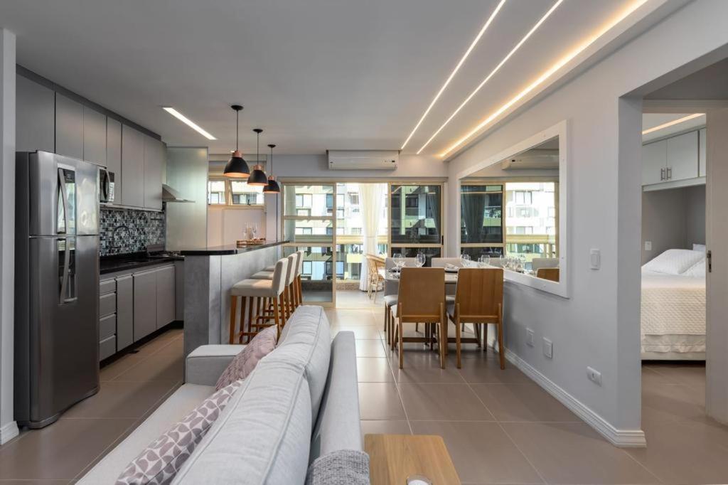 Apto Novo na Praia da Barra - B&B Rio de Janeiro