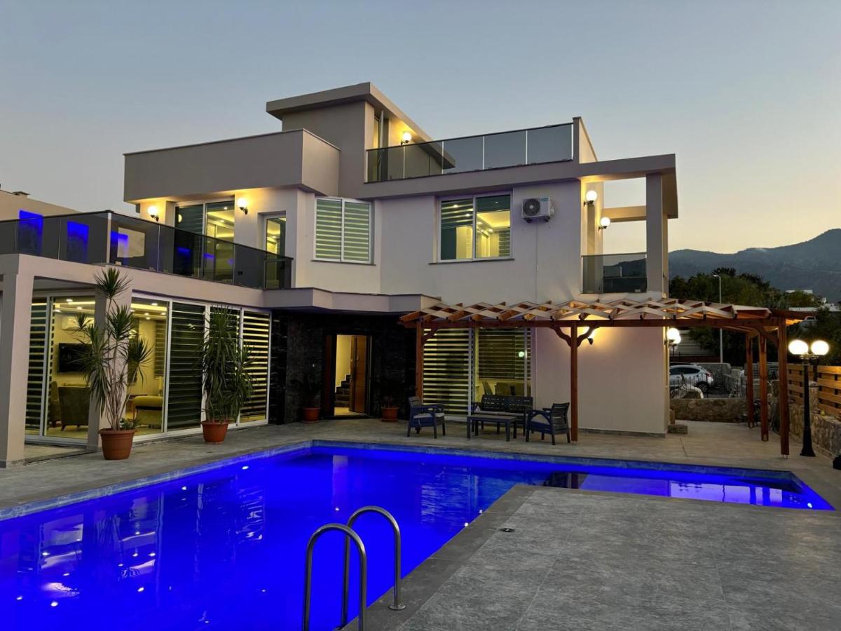 Veray Homes Villa - B&B Ágios Dométios