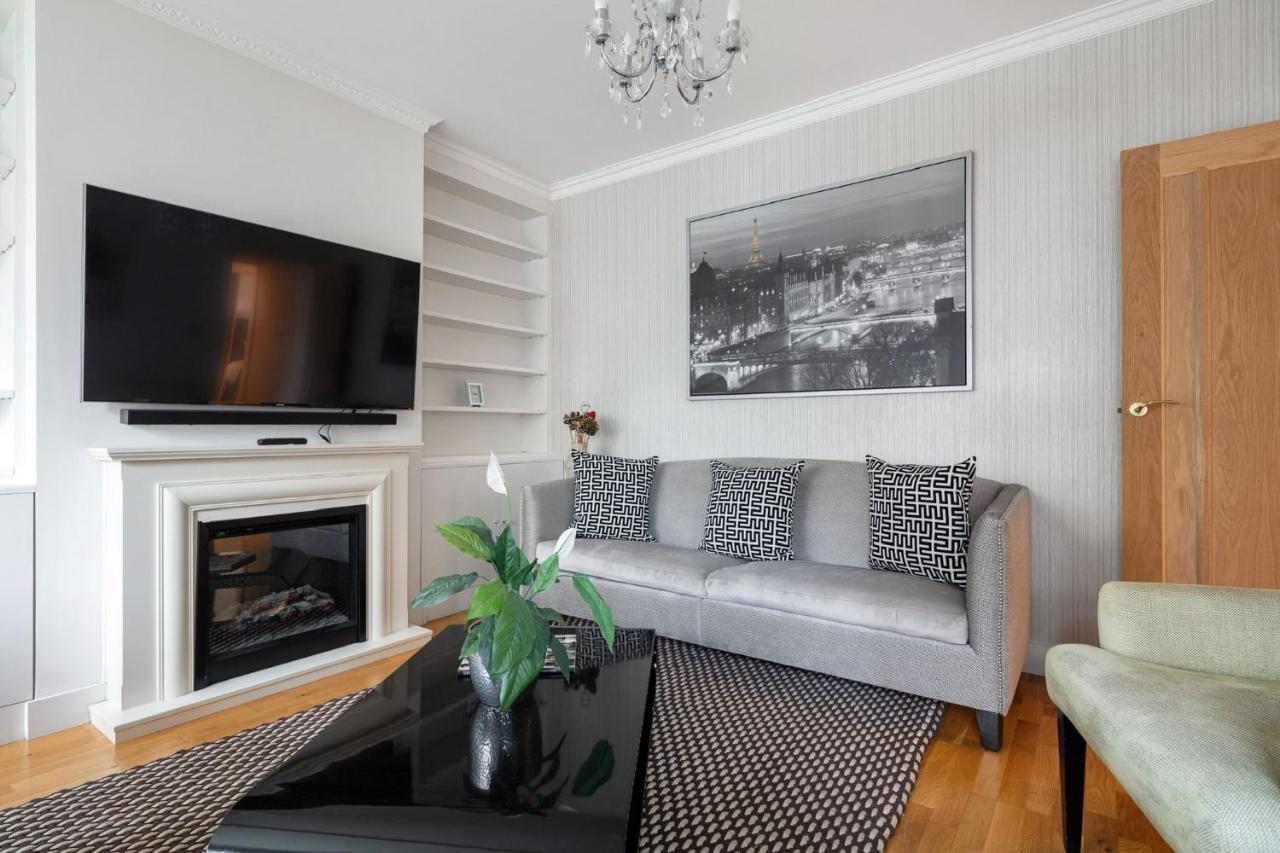 Westfield Luxe Stay 3BR White City Up to 7 AC - B&B London