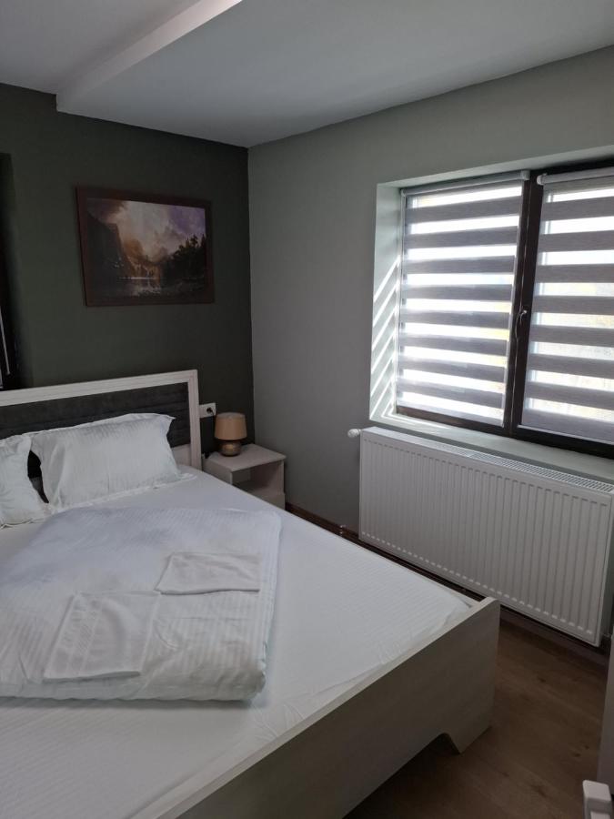 Popas La Vintu - Ferienwohnung Roşia de Amaradia