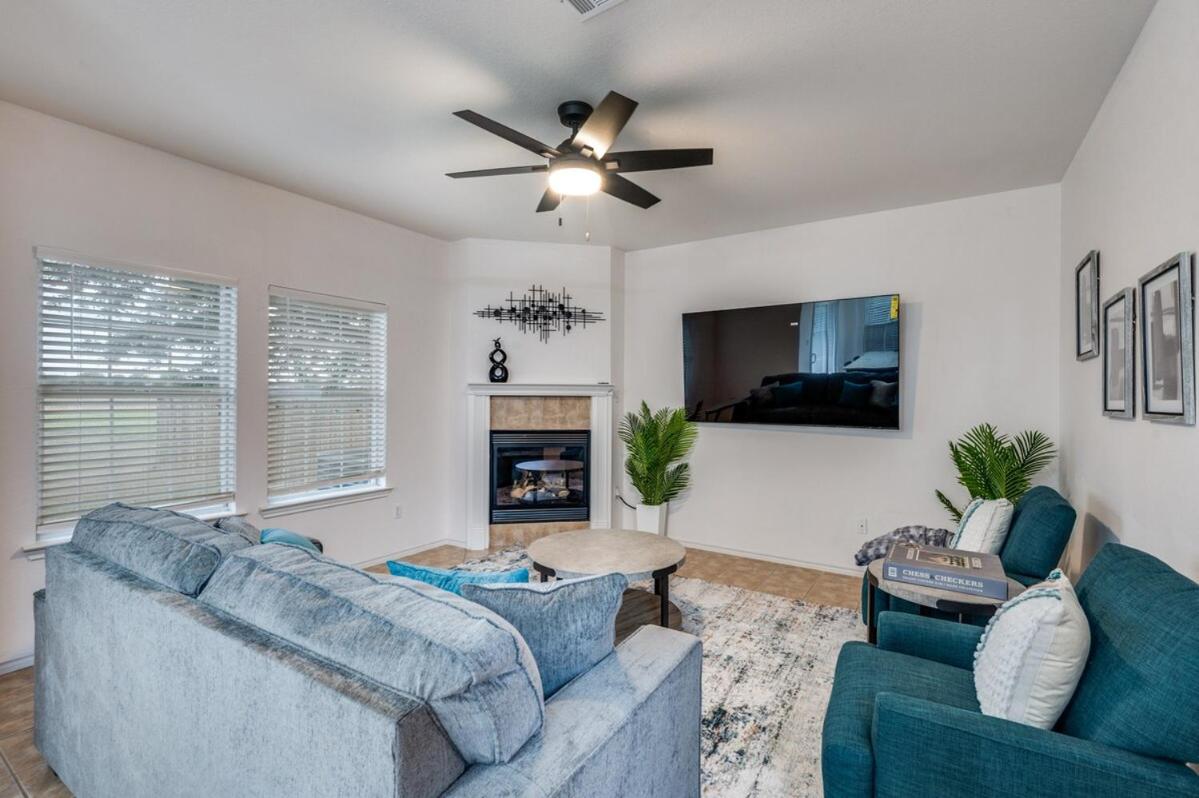 Frisco - Little Elm Breathtaking & Sunset Getaway - Ferienwohnung Little Elm