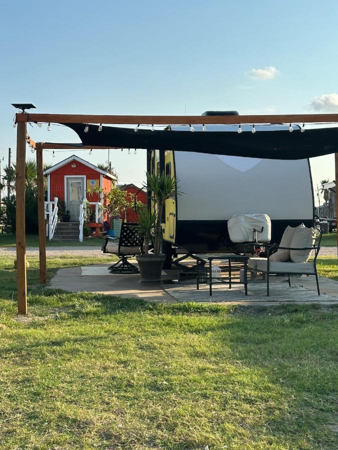 Island Beach Retreat Get-Away - B&B Surfside Beach