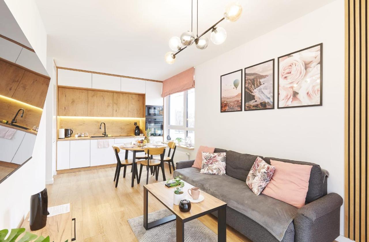 Pileckiego Apartment I by JumpInHere - Ferienwohnung Nowy Dwór Mazowiecki
