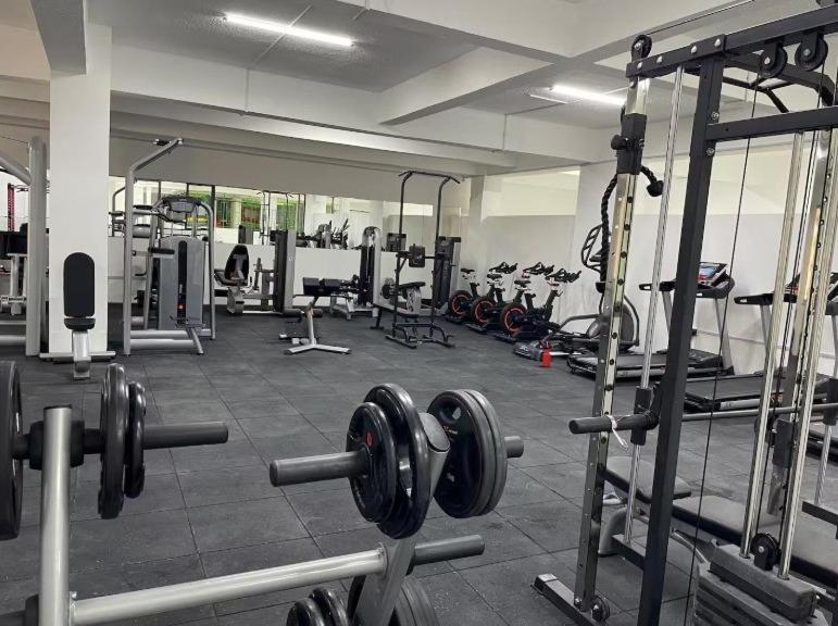 Azalea homes - Riara one Residency- 1bedroom - Comfort -Swimming Pool - Gym - B&B Nairobi