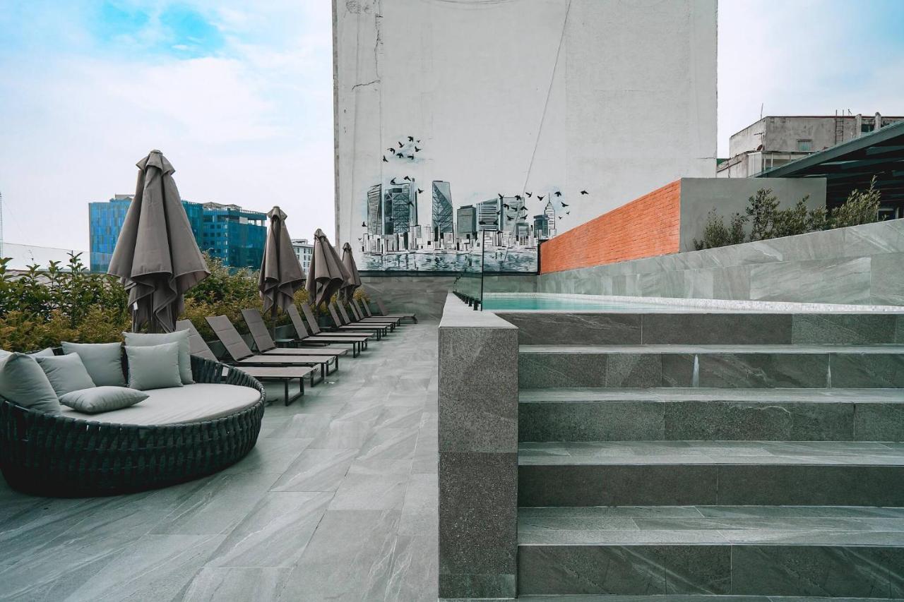 Stunning 3BR with pool, gym, coworking in Condesa - B&B Città del Messico