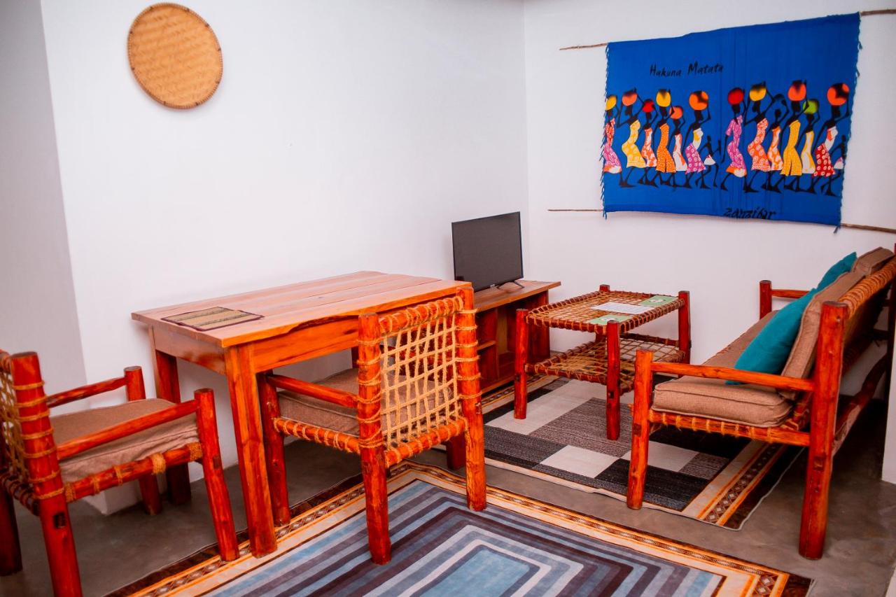 One-Bedroom Apartment - Non-Smoking