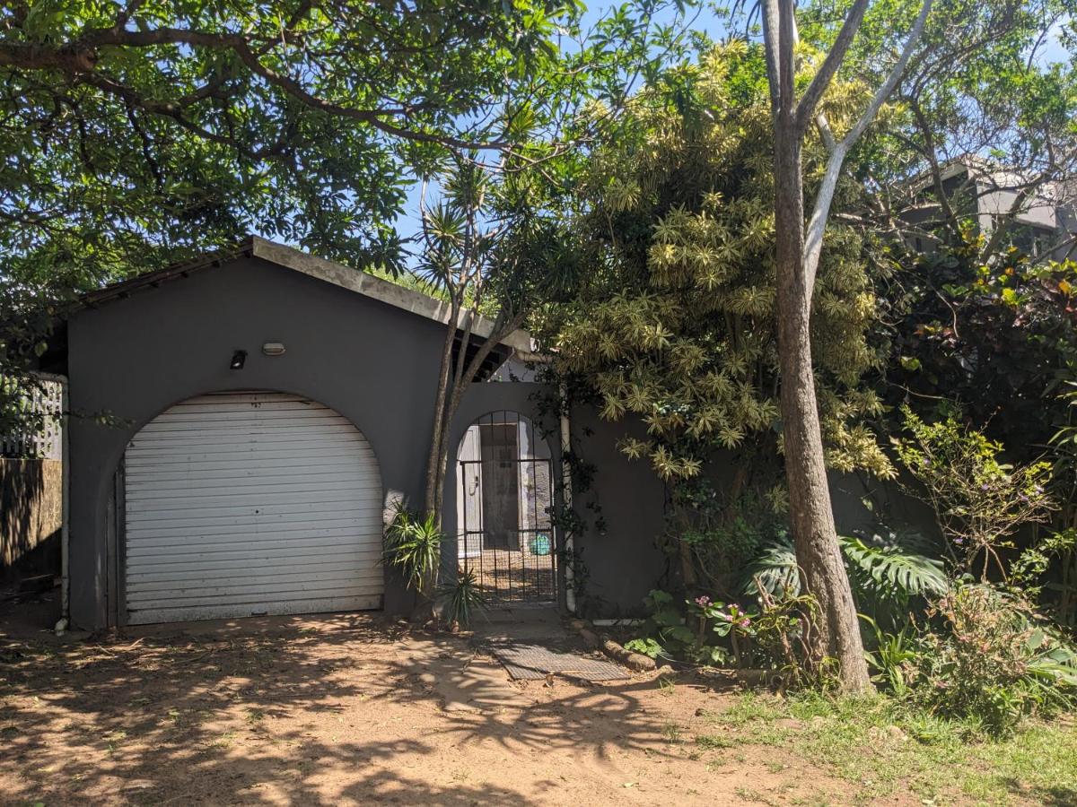 Garden Cottage - Ferienwohnung Elysium