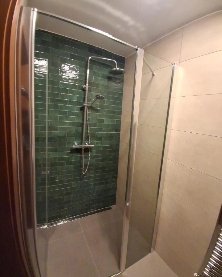 Appartamento Monolocale con Letto King-Size