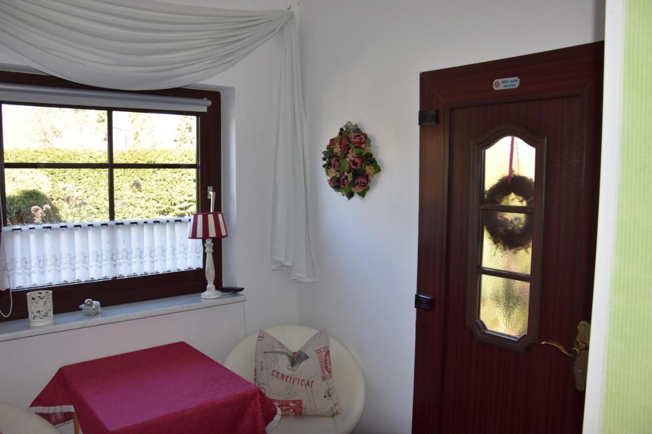 Apartment with Shower