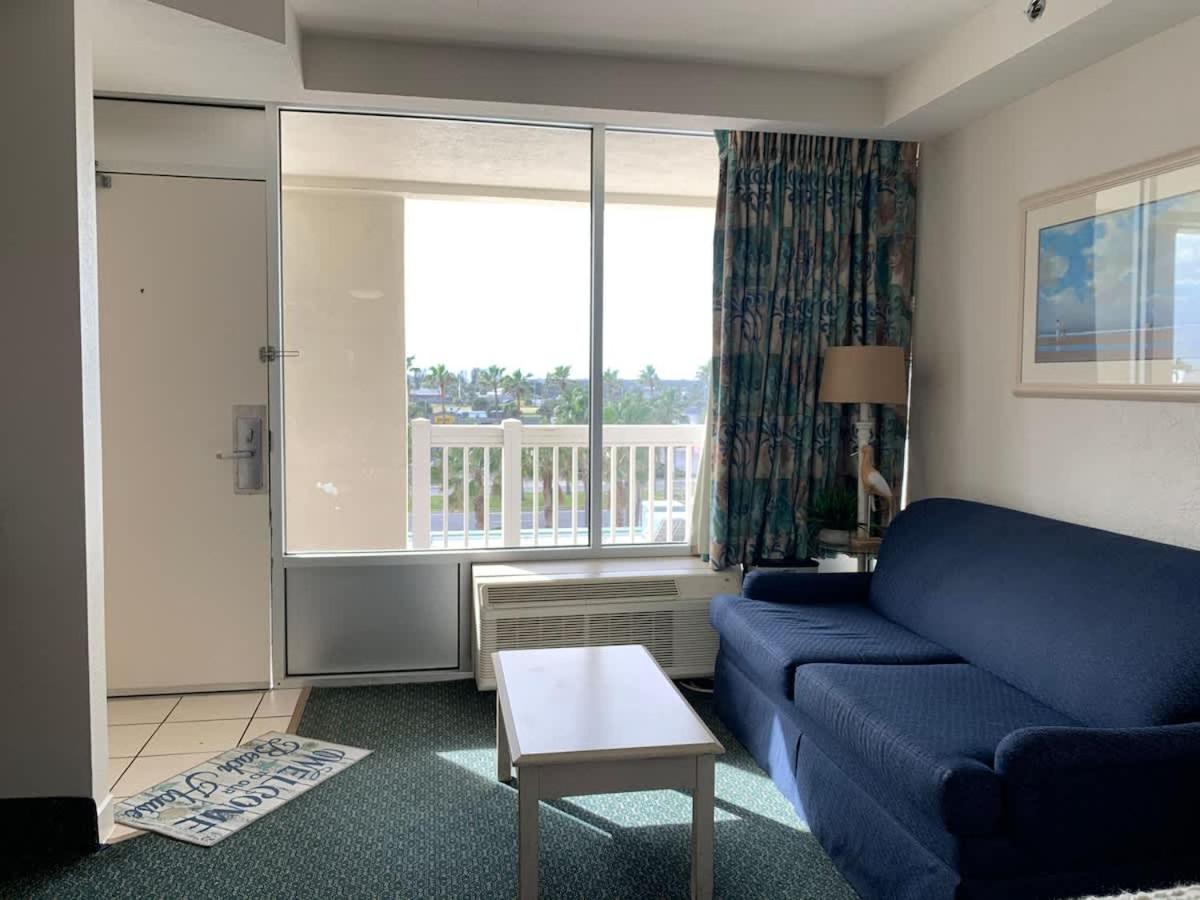 Beach Access Elegant Studio near Top Attractions - B&B Daytona Beach