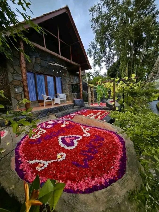 Royal Kemani Unique Villa - Ubud Country Side - B&B Bedahulu