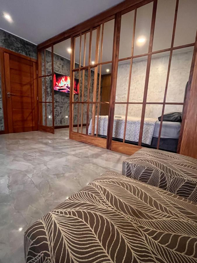 Edificio Suites los Laureles - Bed and Breakfast Santa Cruz de la Sierra