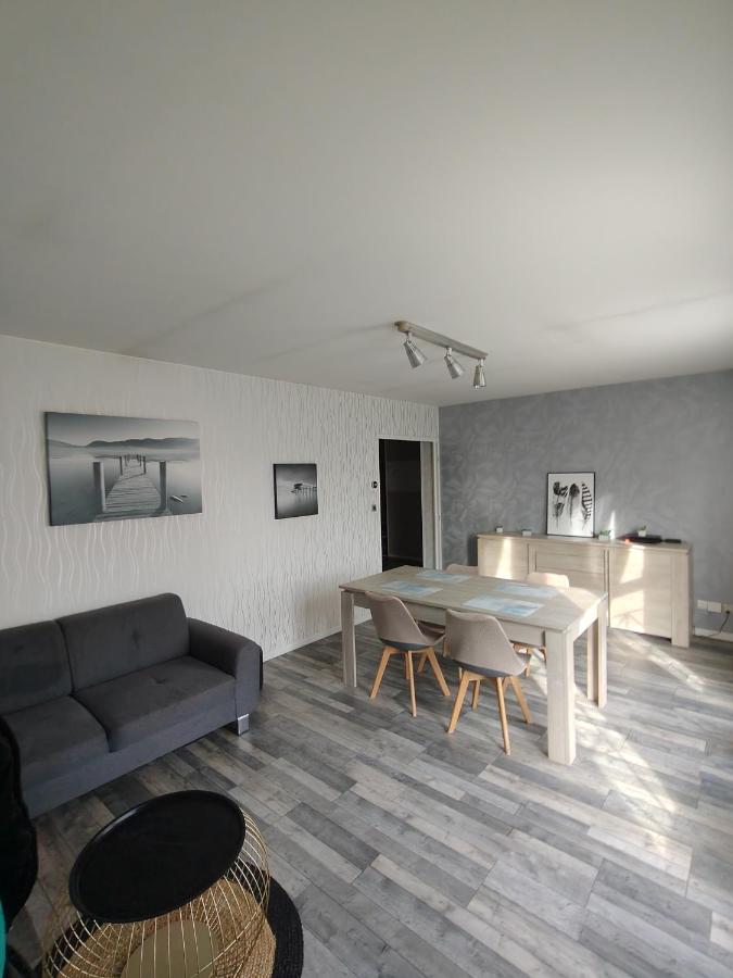 LENS, Bel appartement lumineux spacieux en centre ville 3 chambres - B&B Lens
