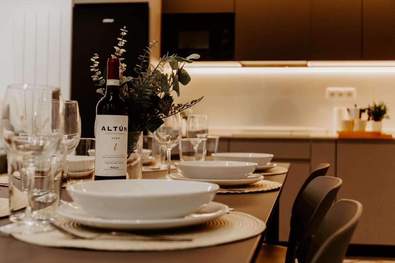 Apartamento Ilustres Boutique Gran Via - Chambres d’hôtes Logroño