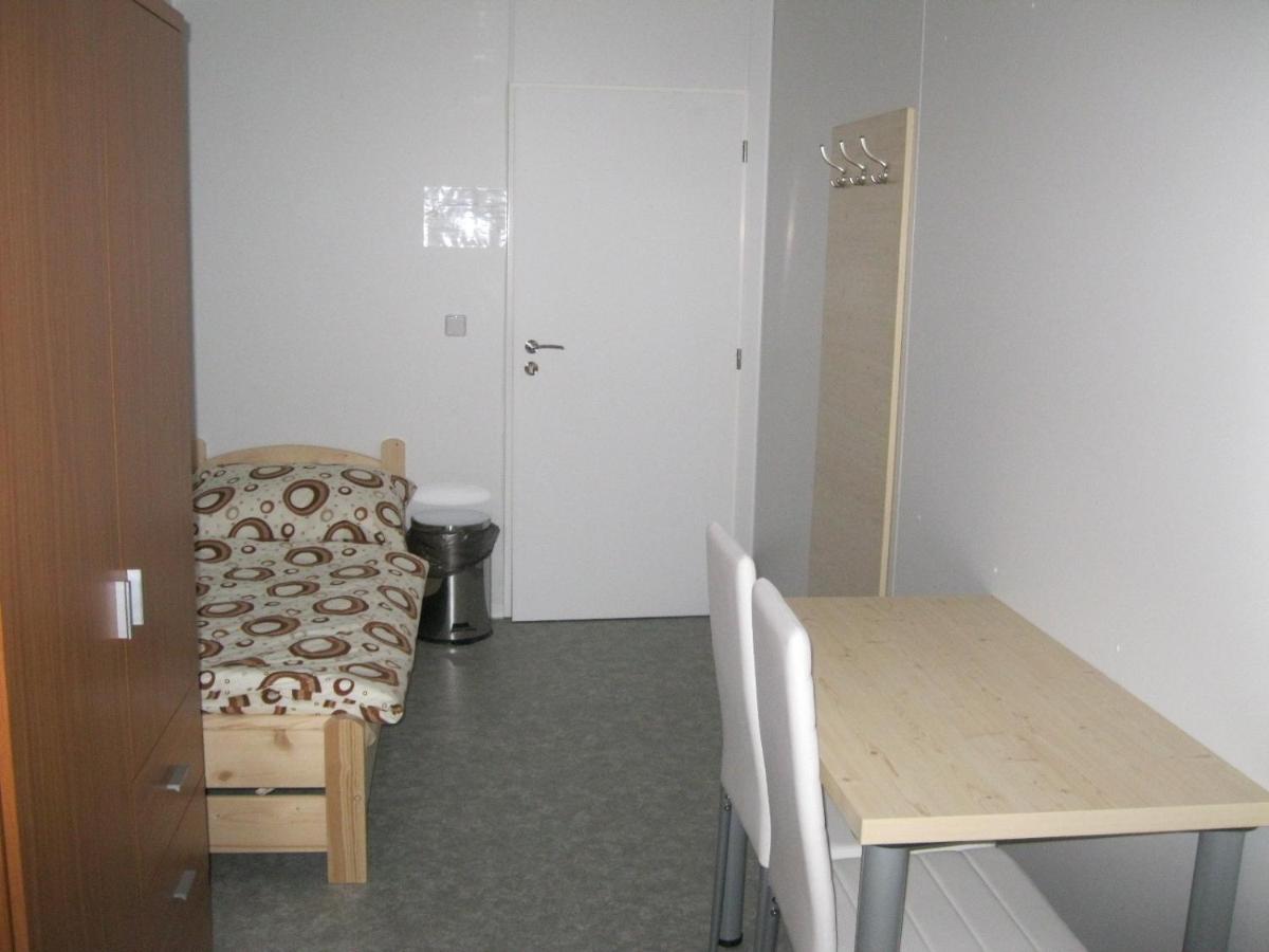 Camera Tripla Economy con Bagno in Comune