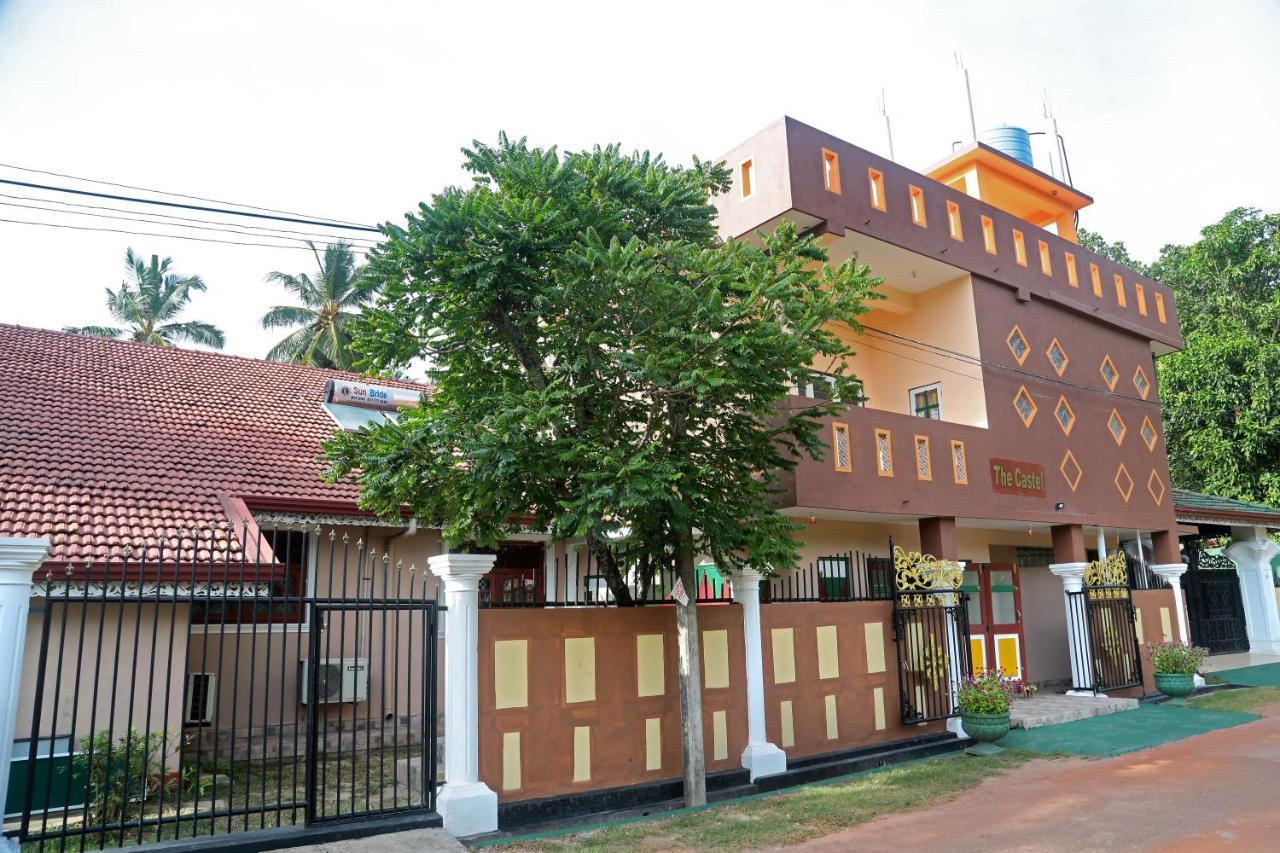 The Castle - Ferienwohnung Katunayaka