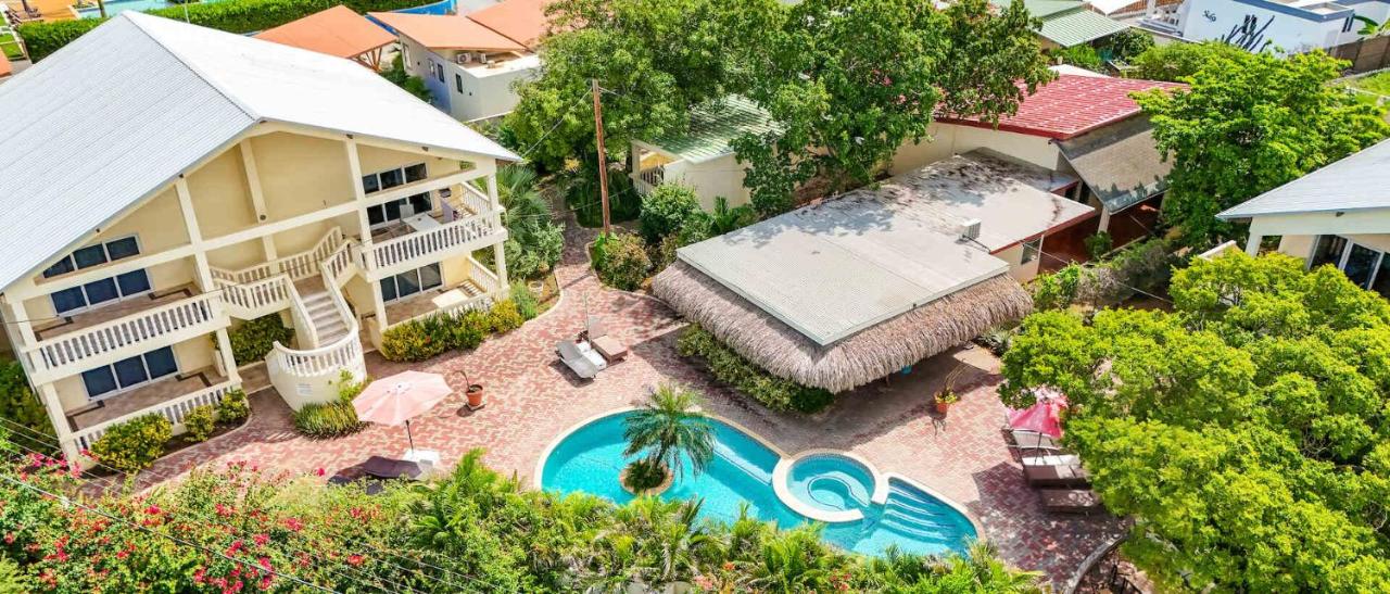 Wayaca Mini Resort - B&B Willemstad