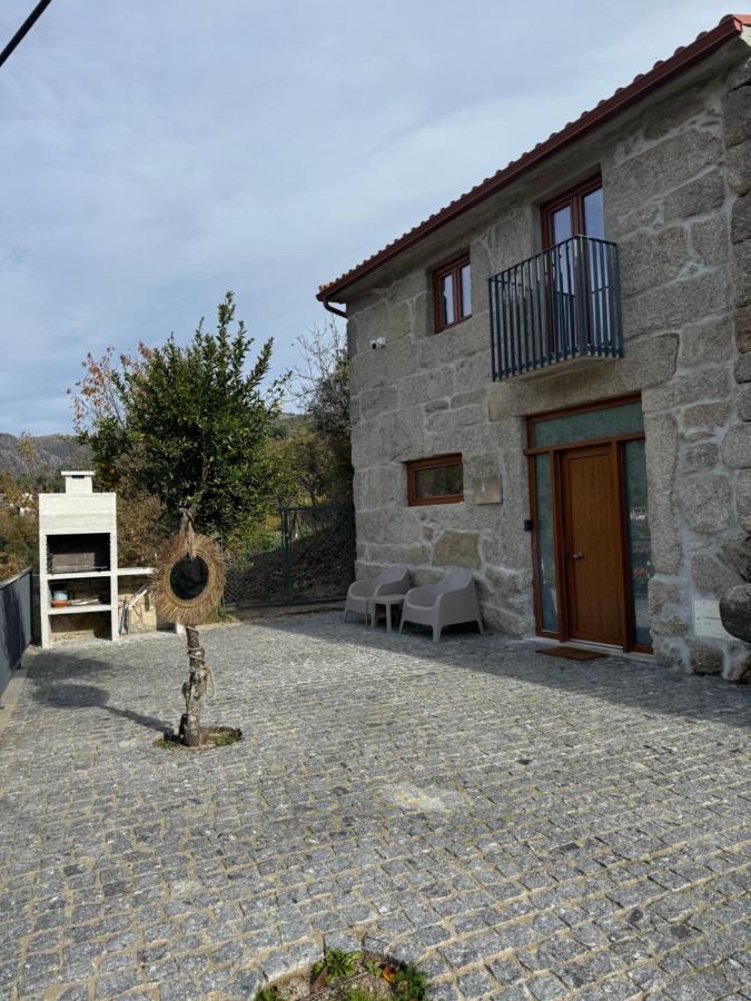 Casas com Alma - O Palheiro - Gerês - B&B Cabril