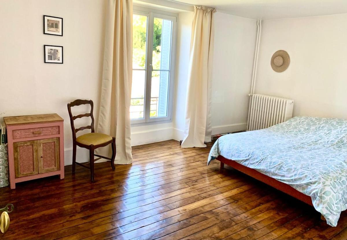 Proche gare et centre-ville - B&B Chaumont