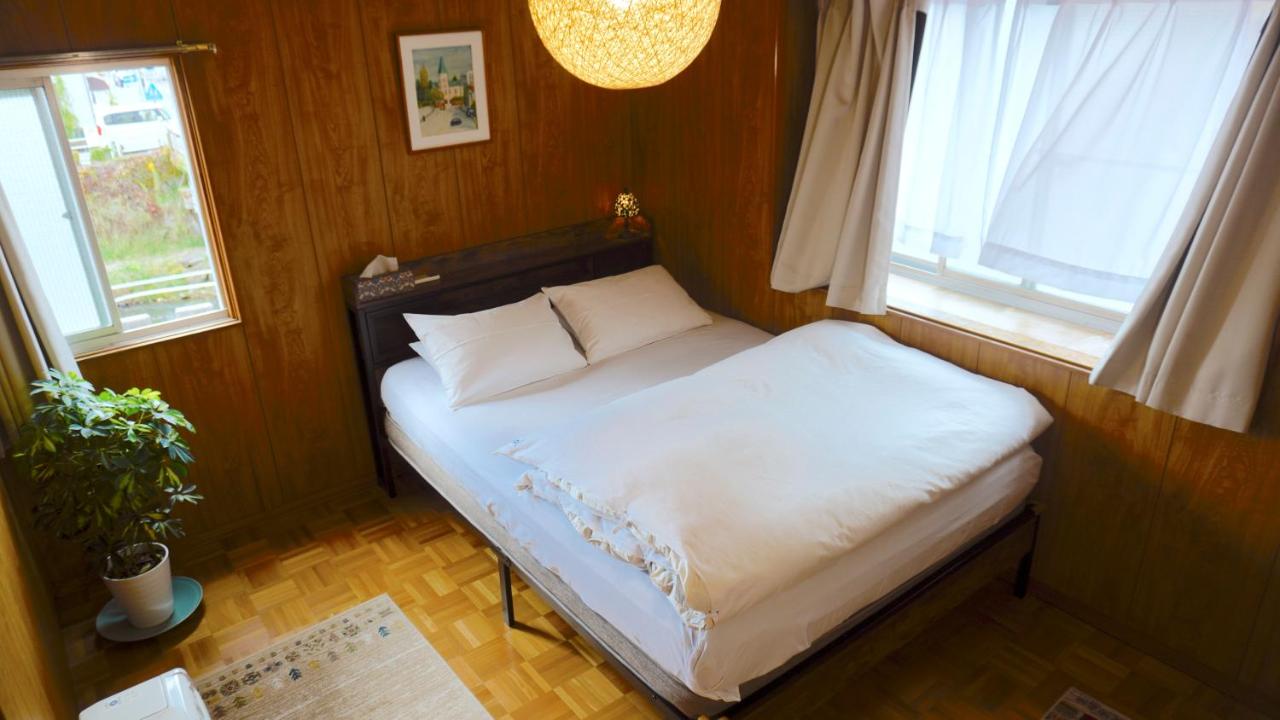 Camera Matrimoniale Standard con Bagno in Comune