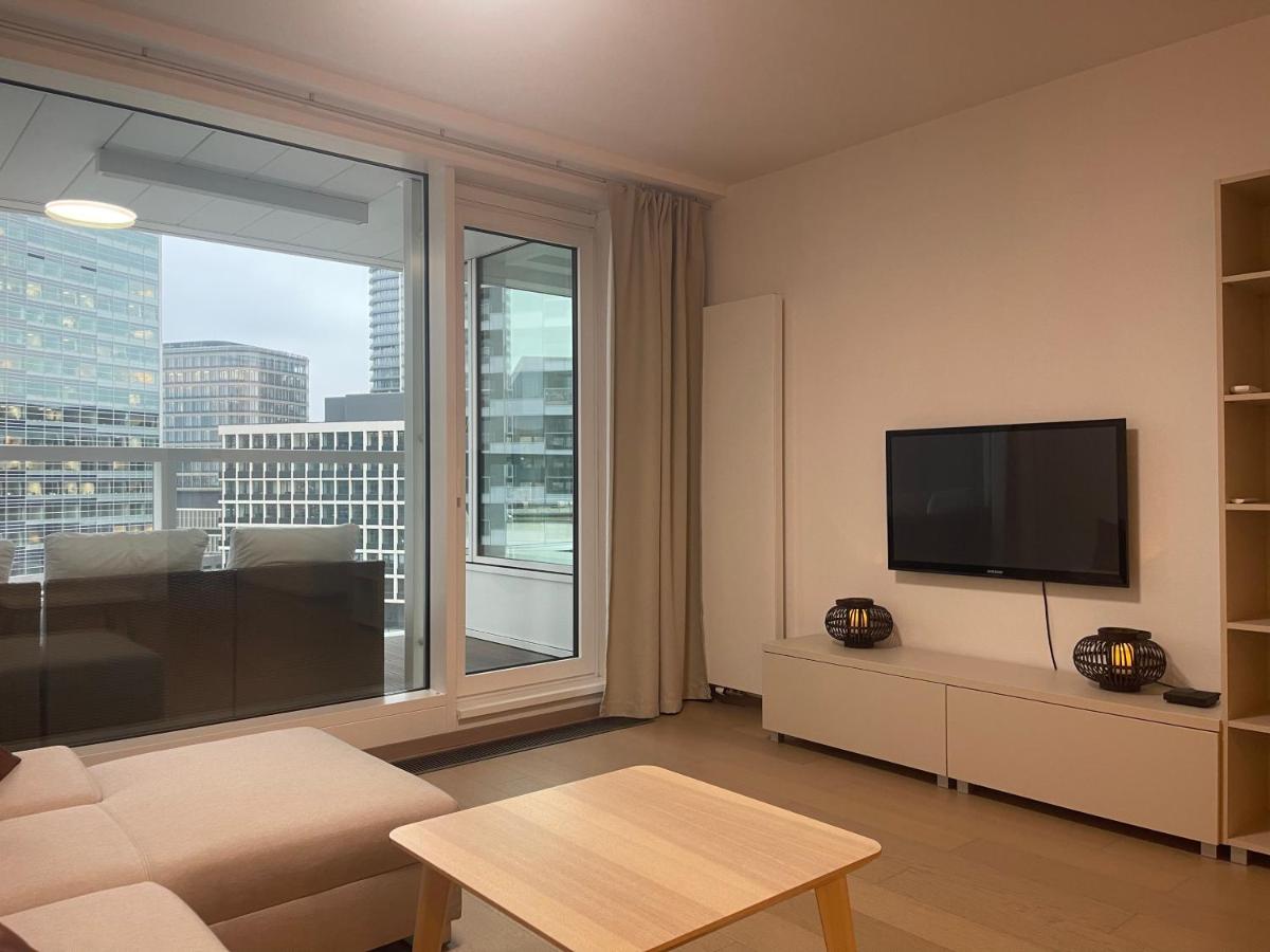SAG Panorama city Business 2 rooms Free parking - Chambres d'hôtes Bratislava