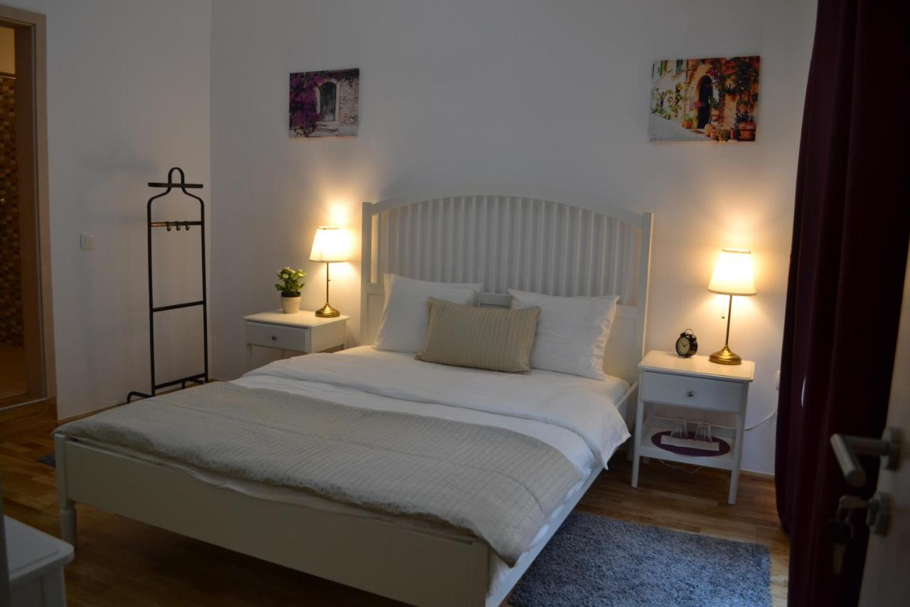 Economy Double Room without view 