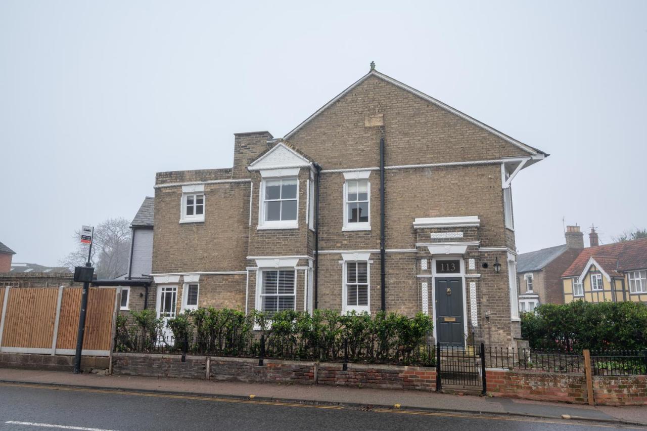 3 bed Victorian terrace 10mins walk from Colchester city centre - B&B Colchester