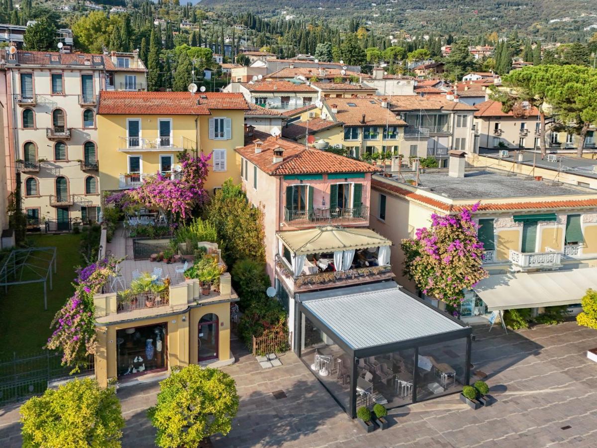 MGH - Lake View Terrace Gardone - B&B Gardone Riviera