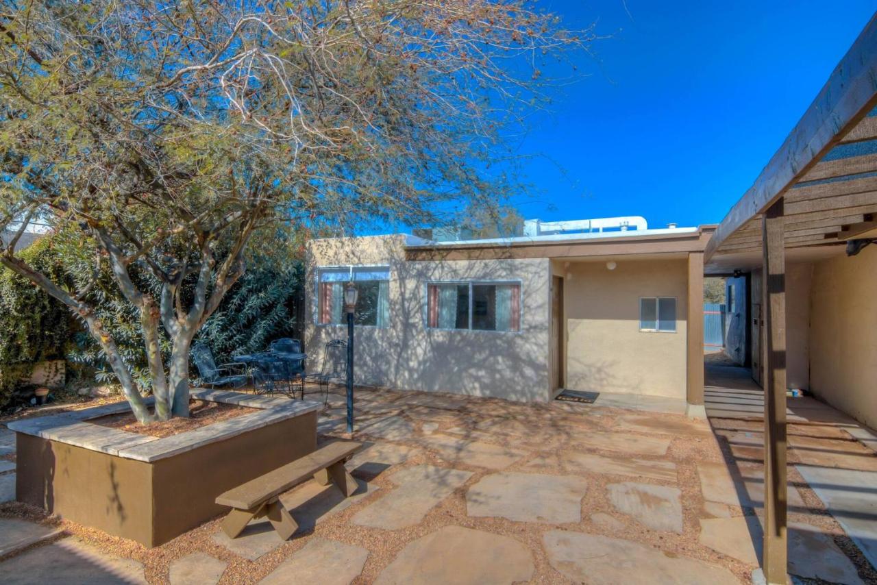 Appealing Quiet and Private Modern 2 Bedroom - Chambres d'hôtes Tucson