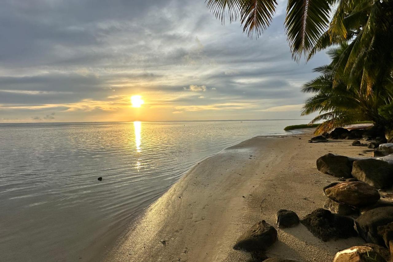 Fare Tau Otaha - Comfy cabin w Private Beach Access - Bed and Breakfast Haapiti