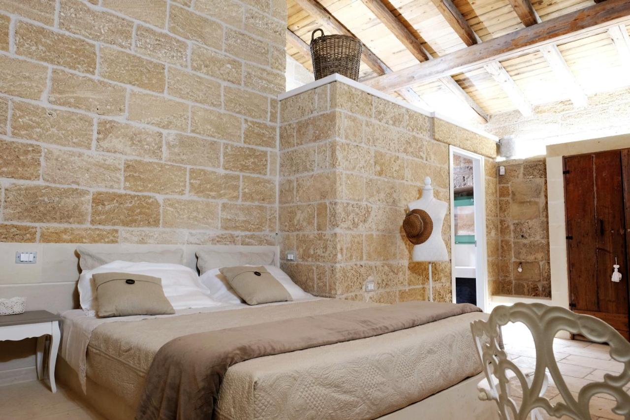 Deluxe Double Room with Garden View