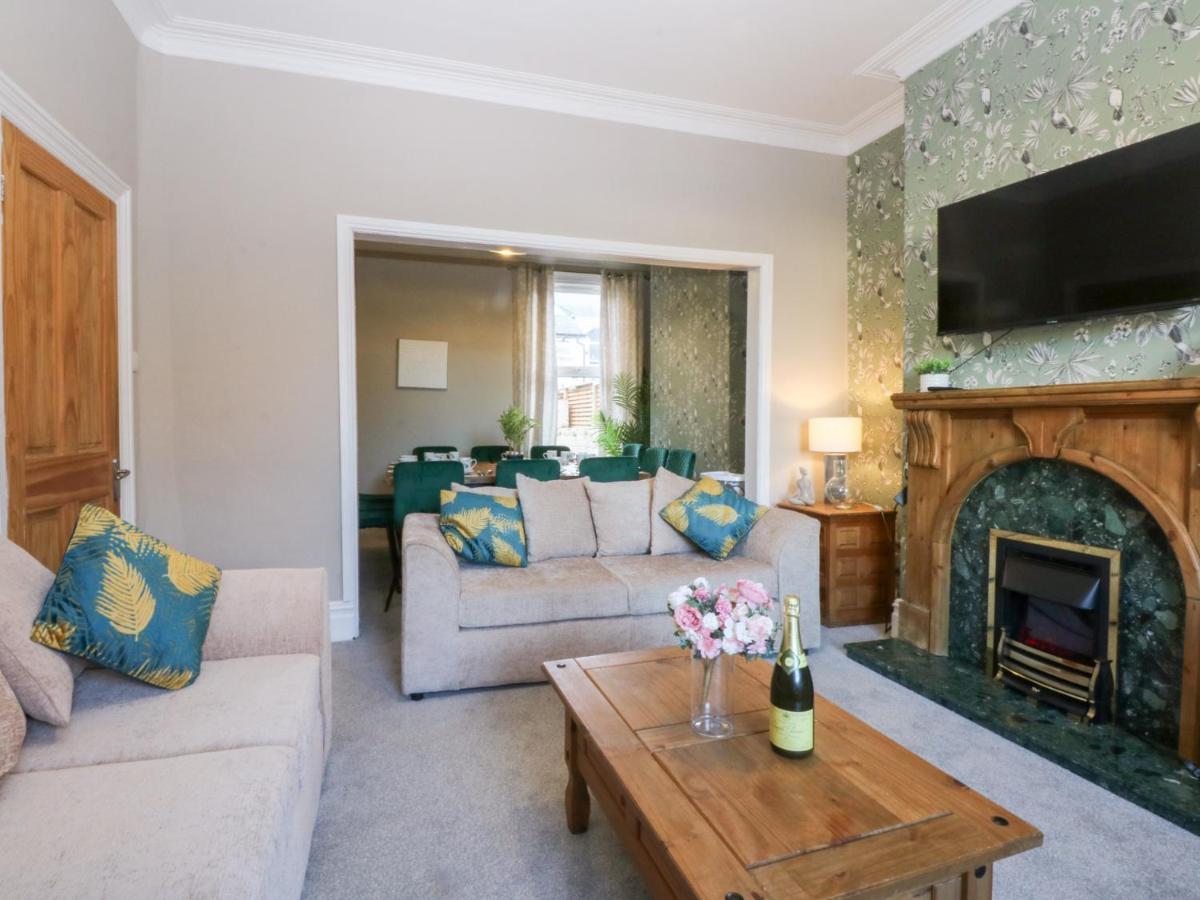 Canning Lodge - Bed and Breakfast Colwyn Bay