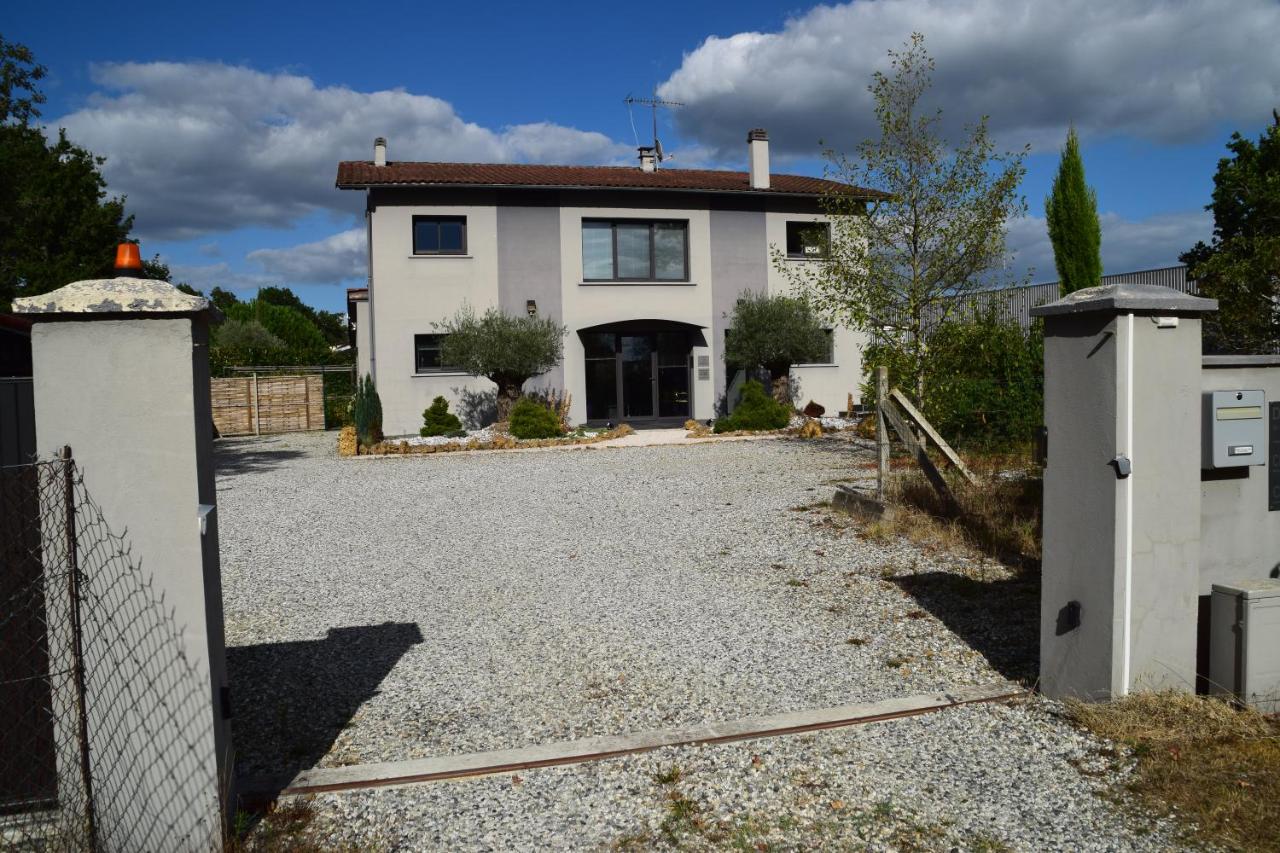 Lumineux - design et récent - parking - wifi - Ferienwohnung Mont-de-Marsan