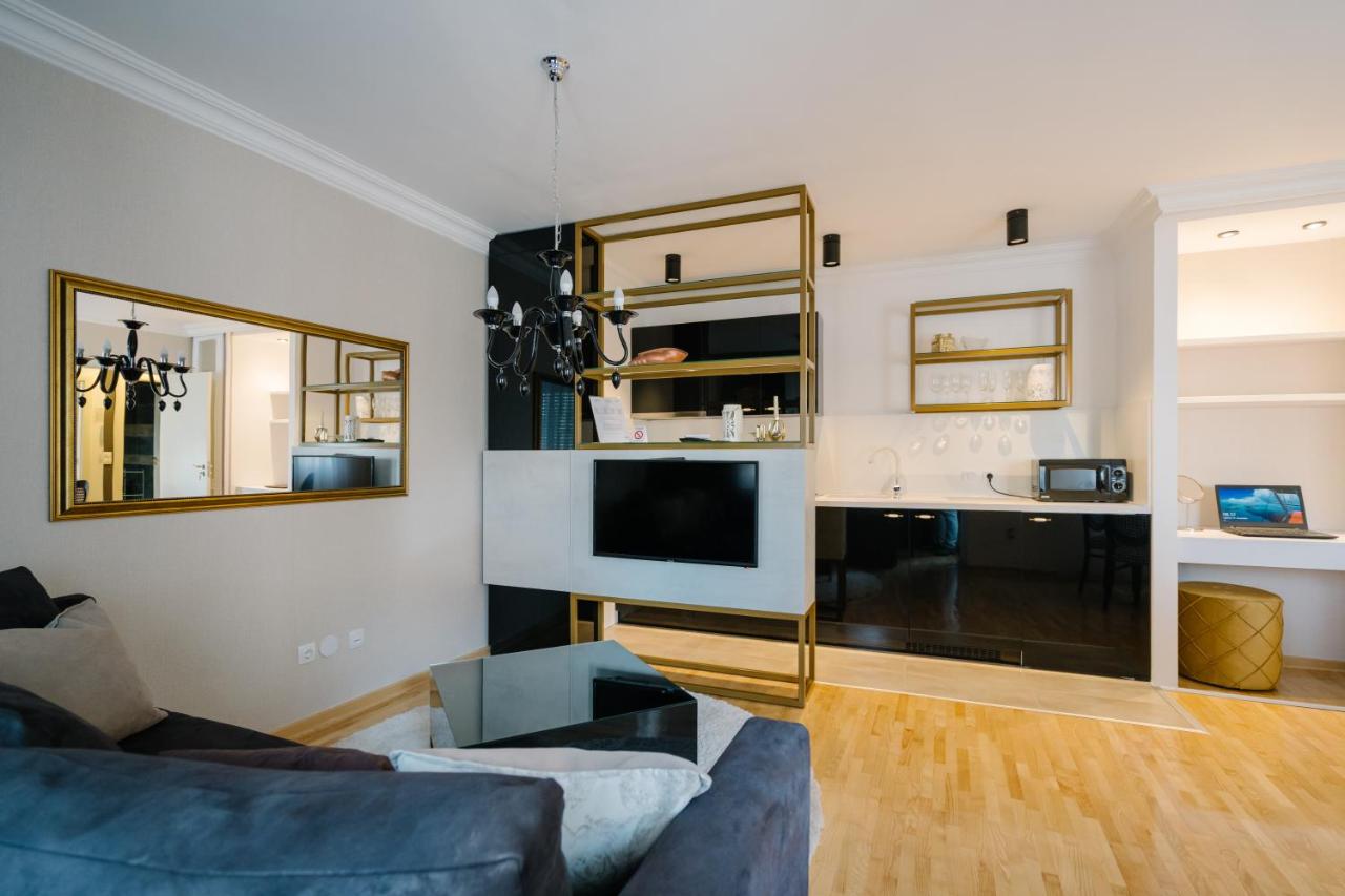 NAR Royalton Deluxe Apartment #63 Free Parking - B&B Niš