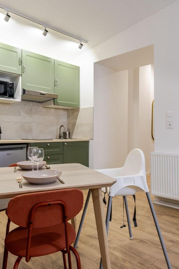 Rénové et tranquille, Tout à pied ou en tram - B&B Strasburgo