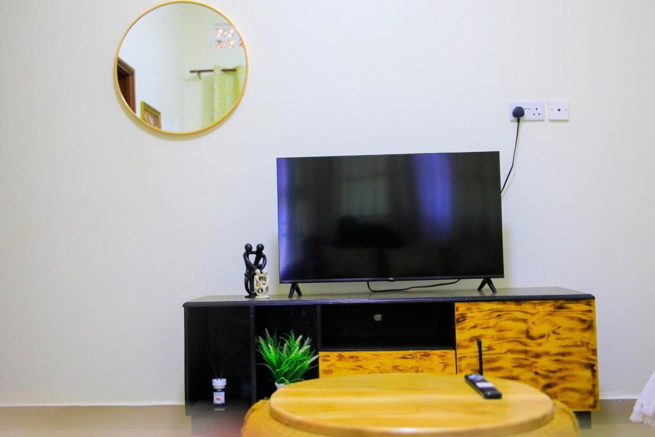 Nook1 - Bed and Breakfast Mbarara