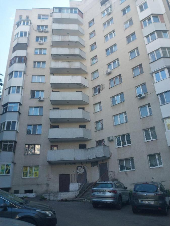 New 1BR with AC and Dishwasher in Rascani - B&B Chișinău