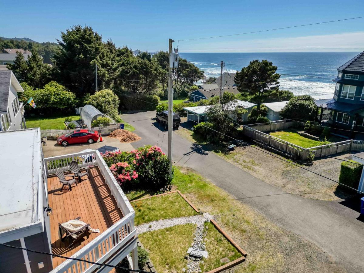 Coastal Livin - B&B Newport