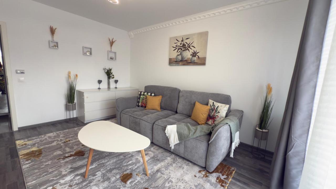 Happy Home Avantgarden - B&B Braşov