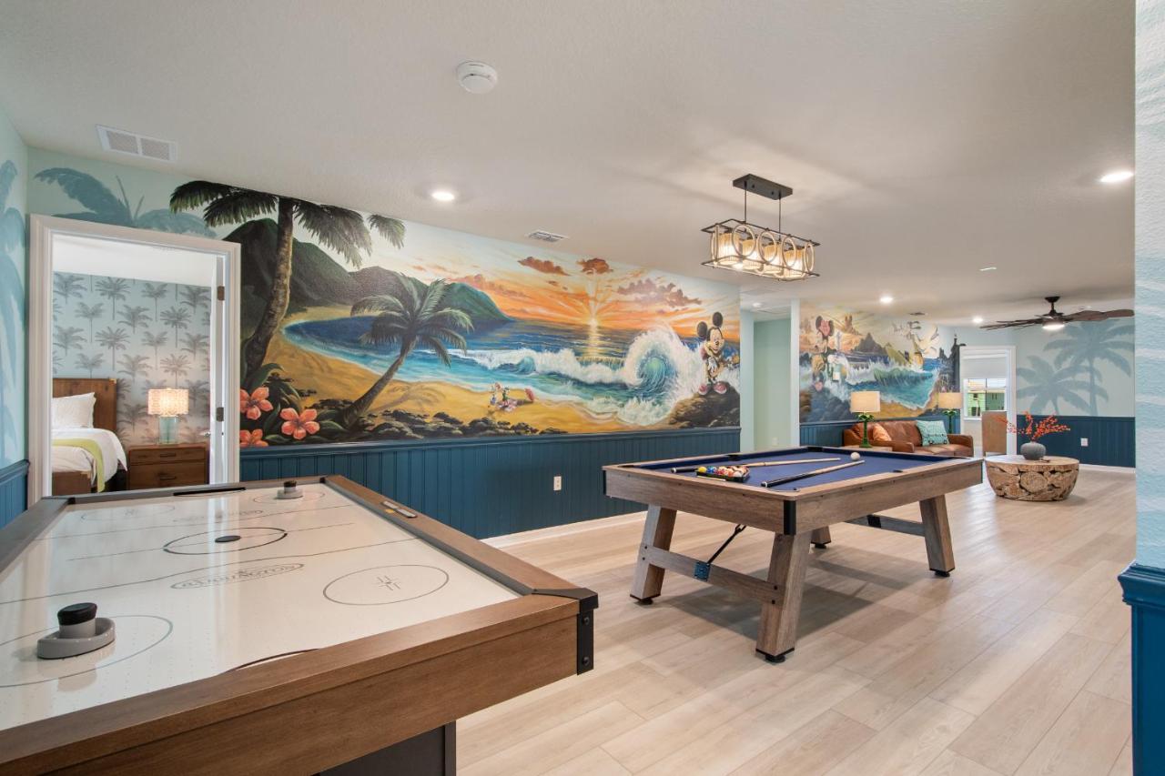 New 10-bedroom Luxury Retreat, Private Pool and Spa, Near Disney and Orlando - Chambres d'hôtes Clermont